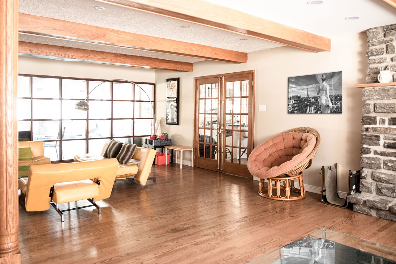 Living Room Furniture Hardwood - ottawagraphics / Pixabay